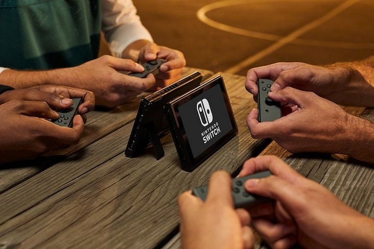 Nintendo Switch introduce por primera vez on-line de pago Nintendo Switch introduce por primera vez on-line de pago